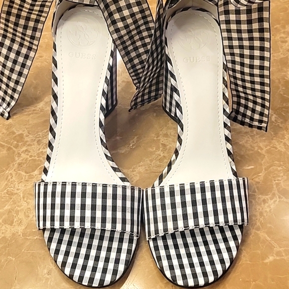 Guess Black/White Gingham Patterned ankle-wrap block-heeled open-toe shoes,  8M - Picture 8 of 16